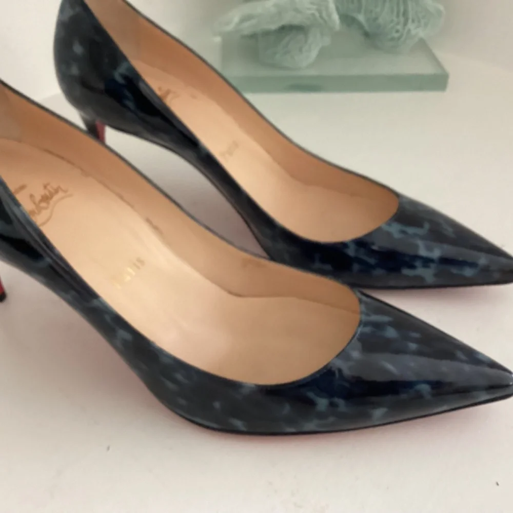 Christian Louboutin Marble Blue Patent Leather Shoes Heels US Sz 7 EUR 38